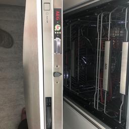 Aeg… dishwasher good condition it’s white integrated