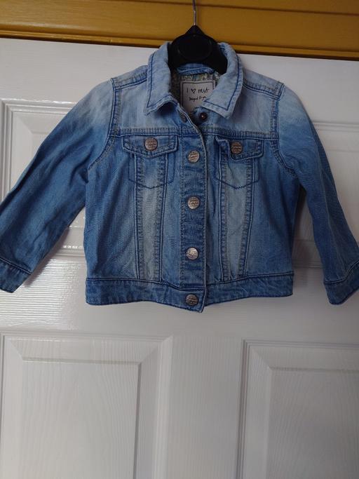 Buy & Sell Leicestershire Charnwood - Photos for Girls denim jacket 12-18 months