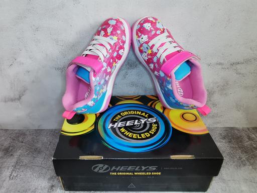 Buy & Sell South West London Kingston upon Thames - Photos for Heelys Girls