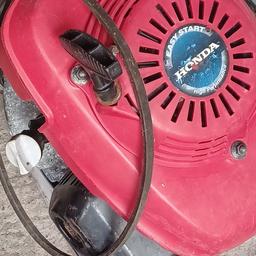 Honda engine off Izzy Lawnmower, was running before removal from deck , deck was rotten, other izzy parts available, message me for info , cash on collection thanks.