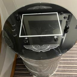 Retro gaming station built into a drum with the Aston Martin Logo
69 games inc pac-man / space invaders etc
6mm tempered glass,build in speaker,
Top size 690mm
Cost new is £1395 by the Creative Station