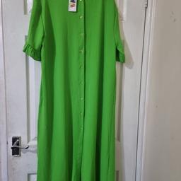 beautiful neon green colour 
last picture to show the style of the dress. fully back button beautiful frill dress. 
one size will fit from uk 8 to UK 18 
Blackburn