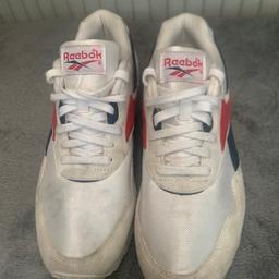women's retro white trainers size 7 worn only a couple of times, good condition, collection only.