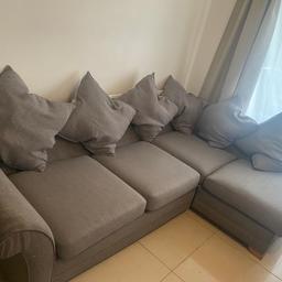Grey corner sofa in good condition, very comfortable sofa.

Collection only