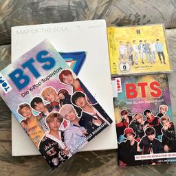 Verkaufe hier eine BTS Map oder the Soul 7 Deluxe Box mit Inhalten komplett
-CD
-Mehrere Poster
-Foto Karten
- Sticker
-Song Buch (klein) Siege Bild und vielen mehr

Dazu als Bundle eine BTS Lights/Boy With Luv CD +DVD Musikvideo
Und 2 Fan Bücher der Koreanischen BoyBand

Top Zustand