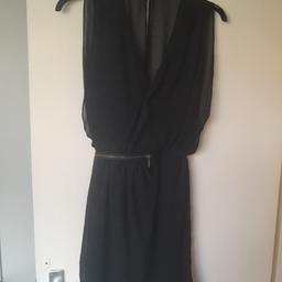 black dress from warehouse size 10

in excellent condition

collection only

no offers
