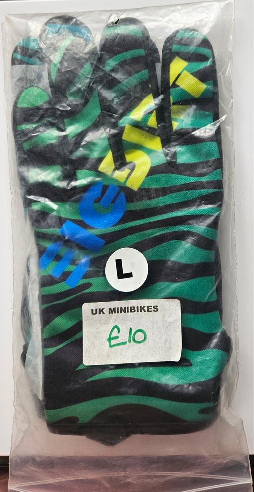 Vehicles South East London Plumstead - South East London - Photos for motocross gloves