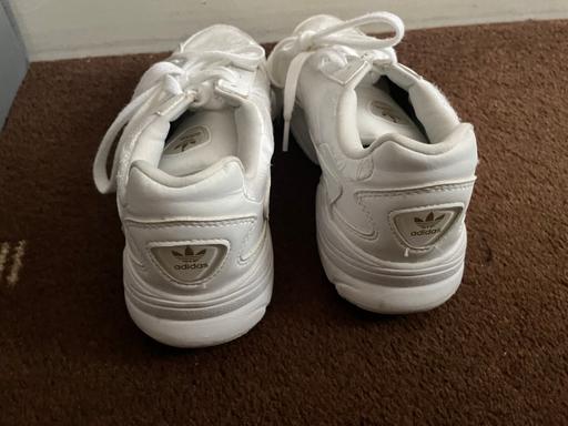 Buy & Sell East London Cann Hall - East London - Photos for Adidas men’s trainers