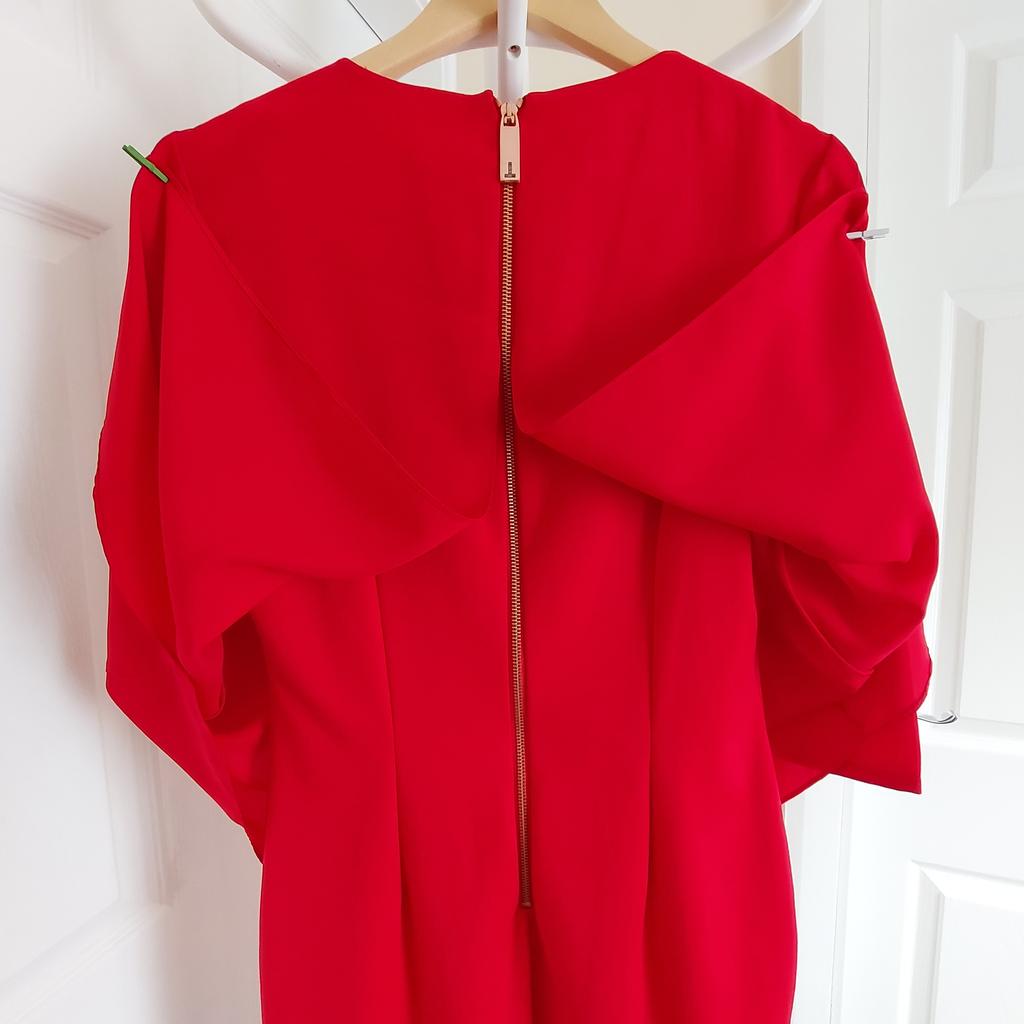 Dress “Ted Baker“London

 Red Colour

New Without Tags

Actual size: cm

Length: 90 cm

Length: 67 cm from armpit side

Shoulders width: 40 cm

Length sleeves: 42 cm

Volume hand: 45 cm

Breast volume: 90 cm – 93 cm

Volume waist: 74 cm – 75 cm

Volume hips: 90 cm – 92 cm

Size: 4, L, 14 ( UK ) Eur 42 , US 10

Outer: 100 % Polyester

Inner: 96 % Polyester
 4 % Elastane

Trim: 100 % Polyester

Made in China