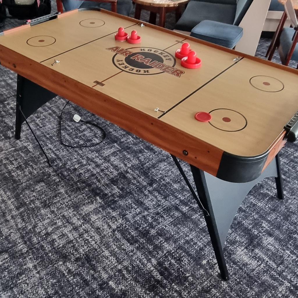 Air Hockey Table
Plug in
Comes with all the parts
Has got a few scratches and marks which doesnt affect usage, still works
160cm long by 76cm wide, 73cm high
From pet and smoke free home
COLLECTION ONLY