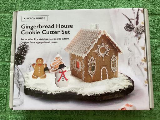 Buy & Sell West Midlands Wolverhampton - Photos for Gingerbread house cutter set