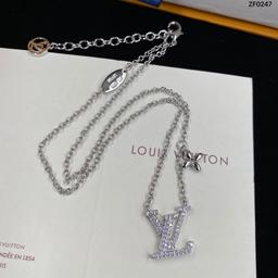 Shop Louis Vuitton 2023 SS Monogram eclipse plate necklace by aamitene