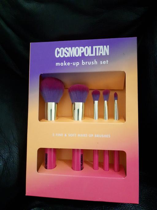 Buy & Sell Kent Maidstone - Photos for Cosmopolitan Make-up Brush Set.