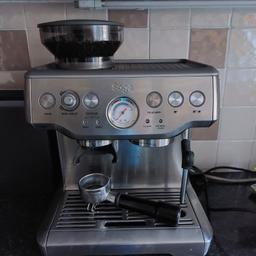 sage coffee machine
has built in grinder
rrp £699
