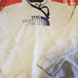 mens north face hoodie great condition.