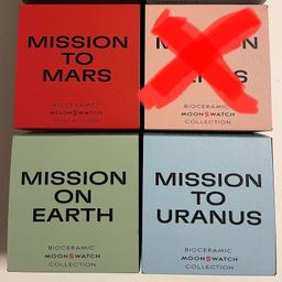 Folgende 3 MoonSwatches werden zu jeweils 300€ verkauft:

Mission to Mars
Mission to Earth
Mission to Uranus

Daher alle 3 Uhren für € 900,-