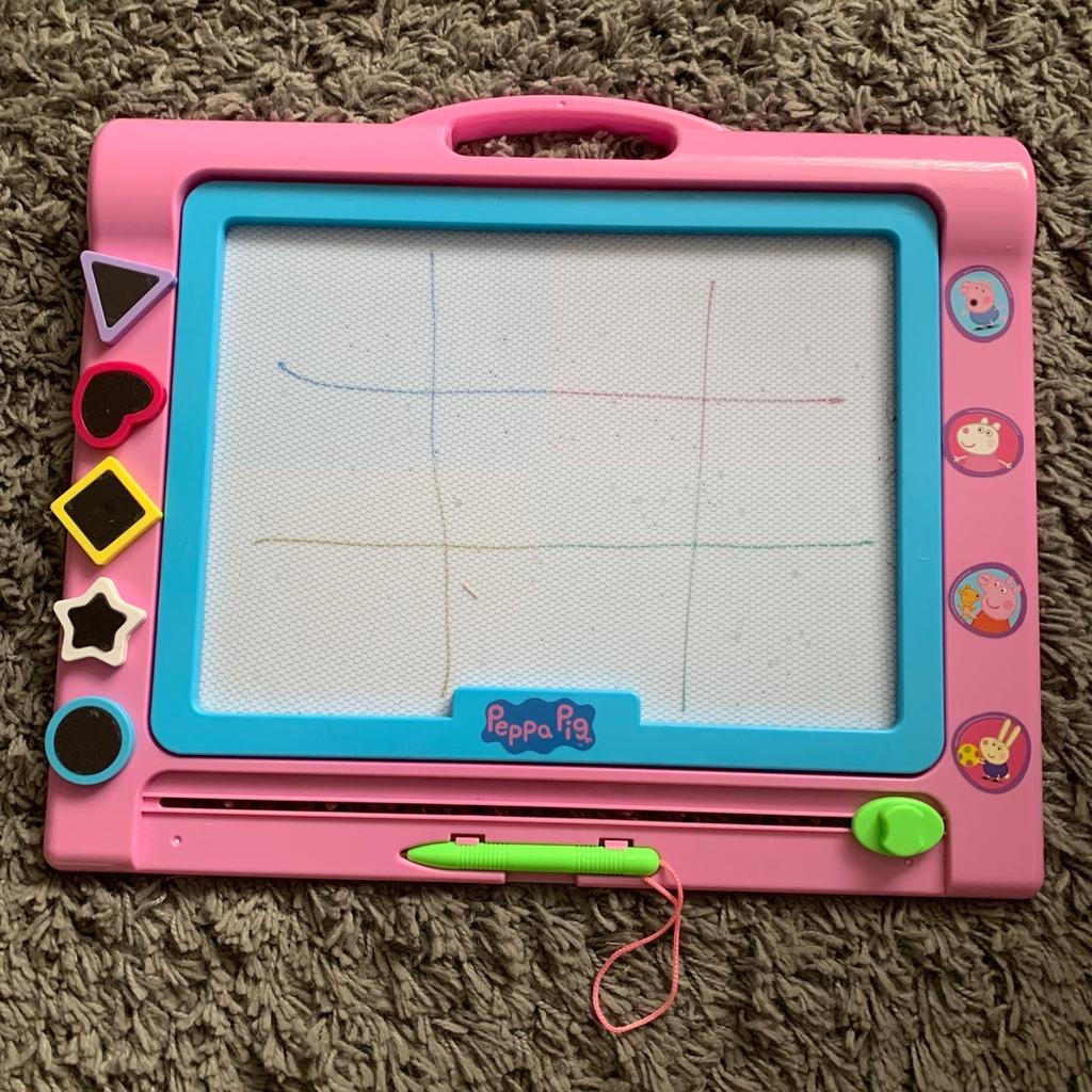 Peppa Pig drawing board in WS10 Sandwell for £2.50 for sale Shpock