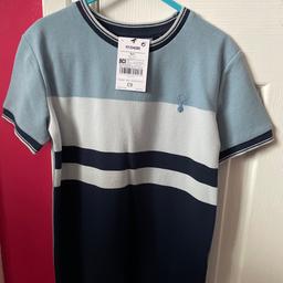 Striped t-shirt with logo age 4yrs