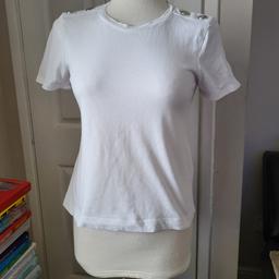 White universal top with buttons from Zara in size S