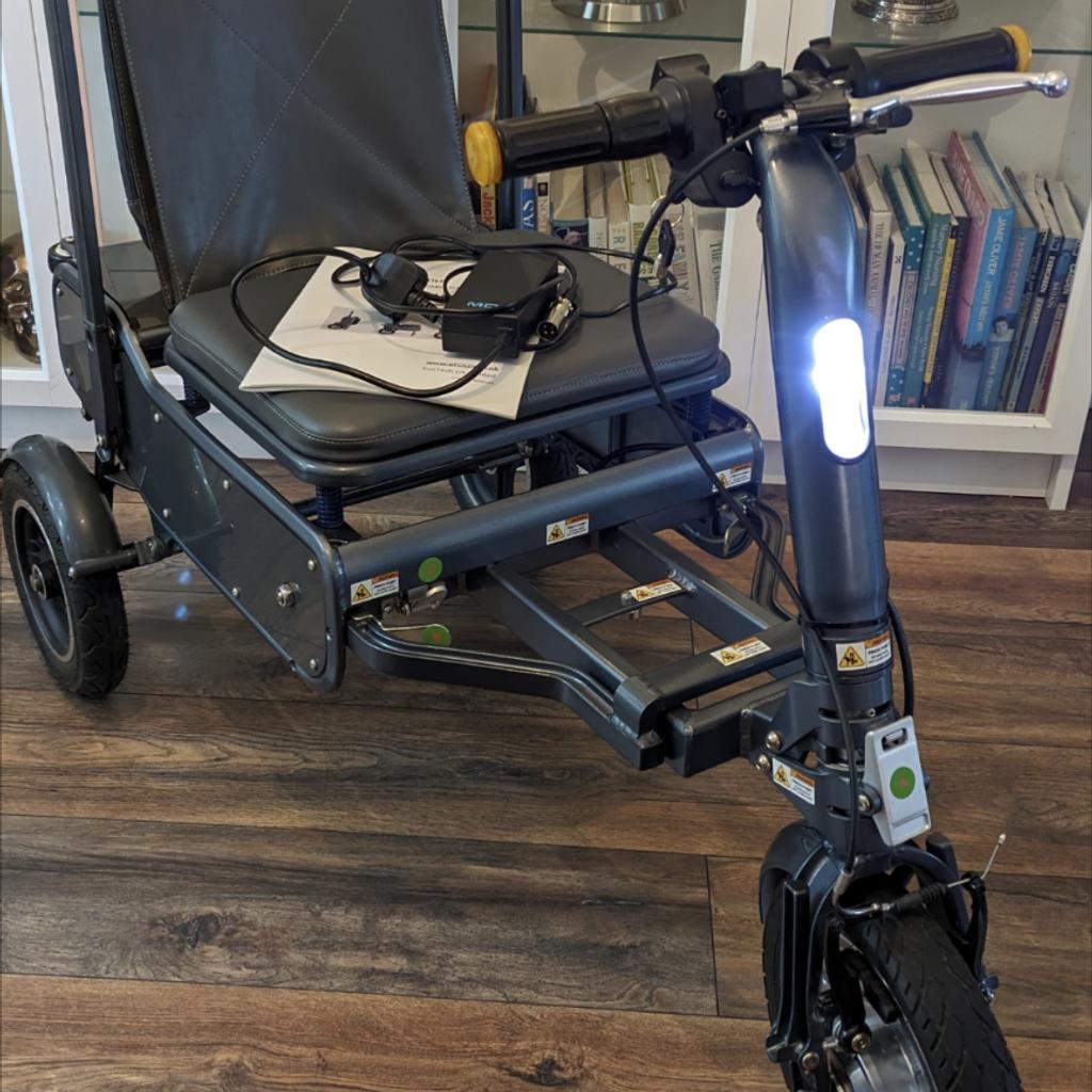 eFOLDi 1.5 Folding Mobility Scooter Car Boot in SR3 Sunderland für 1.