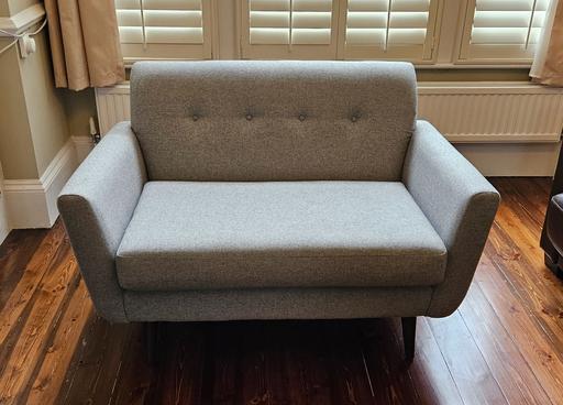 Buy & Sell South West London Balham - South West London - Photos for Light Grey Fitted Snuggler Sofa