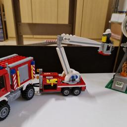 Feuerwehrset - 60111
zusammengebaut - inkl. Bauanleitung