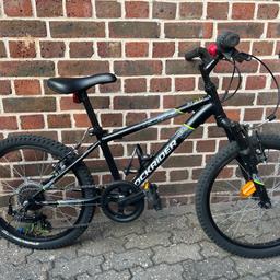 In excellent working condition 
Tackle rough terrain with confidence with our kids 20-inch MTB.
Designed for regular riders aged 6 to 9 years, hilly paths will be a breeze with the 6-speed gears and suspension fork.
Collection SE1