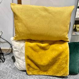 Selling for £15.00 two Mustard Cushion covers - one with cushion ONLY for sale.

Never used - I purchased the two cushions to match my decor but ended up buying far too much as per usual - pet/smoke free home, really nice and soft to touch ONE cushion cover and the other LARGE cushion cover comes with ONE cushion inside.

Retail over £25.00
Please feel free to have a gander at my other things too. (Mustard Rug listed separately for separate price - Dunelm )

Happy to offer collection from Small Heath or Central City.