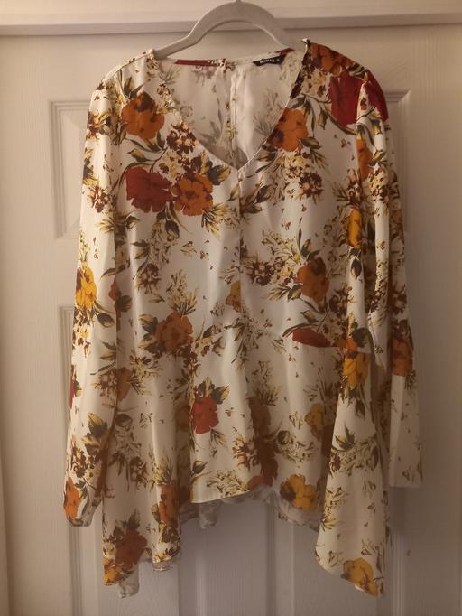 Buy & Sell Kent Thanet - Photos for floral top