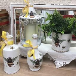 Decorative bee items
12.00 lantern
8.00 artificial plant
Bottles 5.00 each 🌺🌺