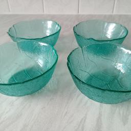 Set of 4 green, tempered glass, leaf pattern, individual fruit dishes.
Arcoroc France printed on base.
