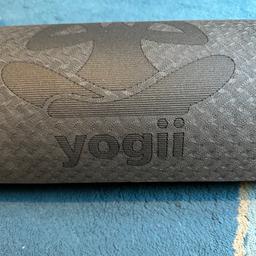 Yogii yoga / pilate mat 
Black and orange
Size 180x60 cm 
New