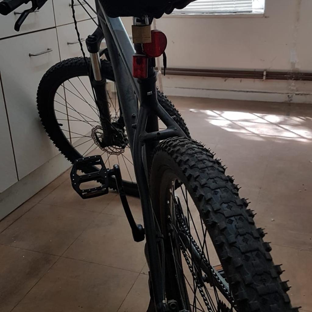 carerra mens mountain bike for men selling due to lack of space buyer collects comes with foot pump and d lock