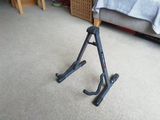 Buy & Sell Surrey Elmbridge - Photos for Guitar Stand