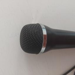 usb microphone ideal for PlayStation and pc.
works with singstar games and other karaoke games.
weight 290gr.
online payment via PayPal friends/family possibile or collection in Berlin 10717