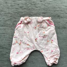 Baby Girls Designer Ted Baker Bunny Print Hareem Trousers 1-3Mths.

Pet and smoke free home

Very good condition