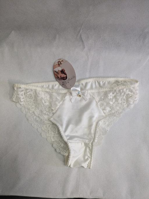 Buy & Sell West Midlands Dudley - Photos for NEW size 10 ivory wedding underwear