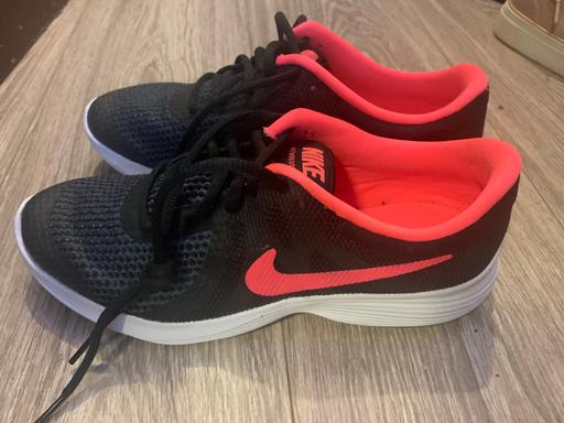 Buy & Sell West Midlands Birmingham - Photos for Nike Revolution 4 - Ladies trainers UK 6