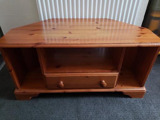 Buy & Sell Kent Medway - Kent - Photos for Solid pine unit and drawer.