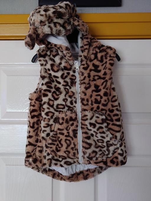 Buy & Sell Leicestershire Charnwood - Photos for Girls leopard print fleece gilet size 4 years