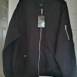 Boohoo Mens Black Bomber Jacket 
size 2xl
New with tags
From pet & Smoke free Home 
Cash on collection please