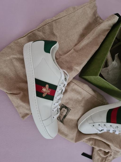 Buy & Sell West London Chiswick - West London - Photos for GUCCI Trainers