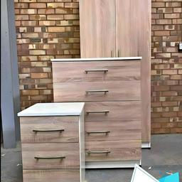 fully assembled 3 piece wardrobe set 

Delivery available
