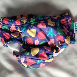 Totsbots reusable swimming nappy
Pull up for easier on amd off
Mussel sea shell design
Size 6-12 8-10kg
Worn appropriately 6 times to swimming lessons
No marks or stains
Pet free home
Smoke free home
Collection B38 or delivery via Evri or yodel

#totsbots
#tots #bots #swimming #swimmingtrunks #nappy #pullup #swimwear #swimsuit #swim #totsbotsmussel #seashell #seashells #reusable #reusablenappies #reuseablenappies #sustainable #sustainability