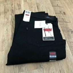 Brand New
From a smoke free and pet free home
£30 O.N.O
Can deliver for postage

Womens Levis Slight Curve Straight Jeans 32Waist 34Leg Black BNWT.
Regular fit-straight leg
Black
5-pocket