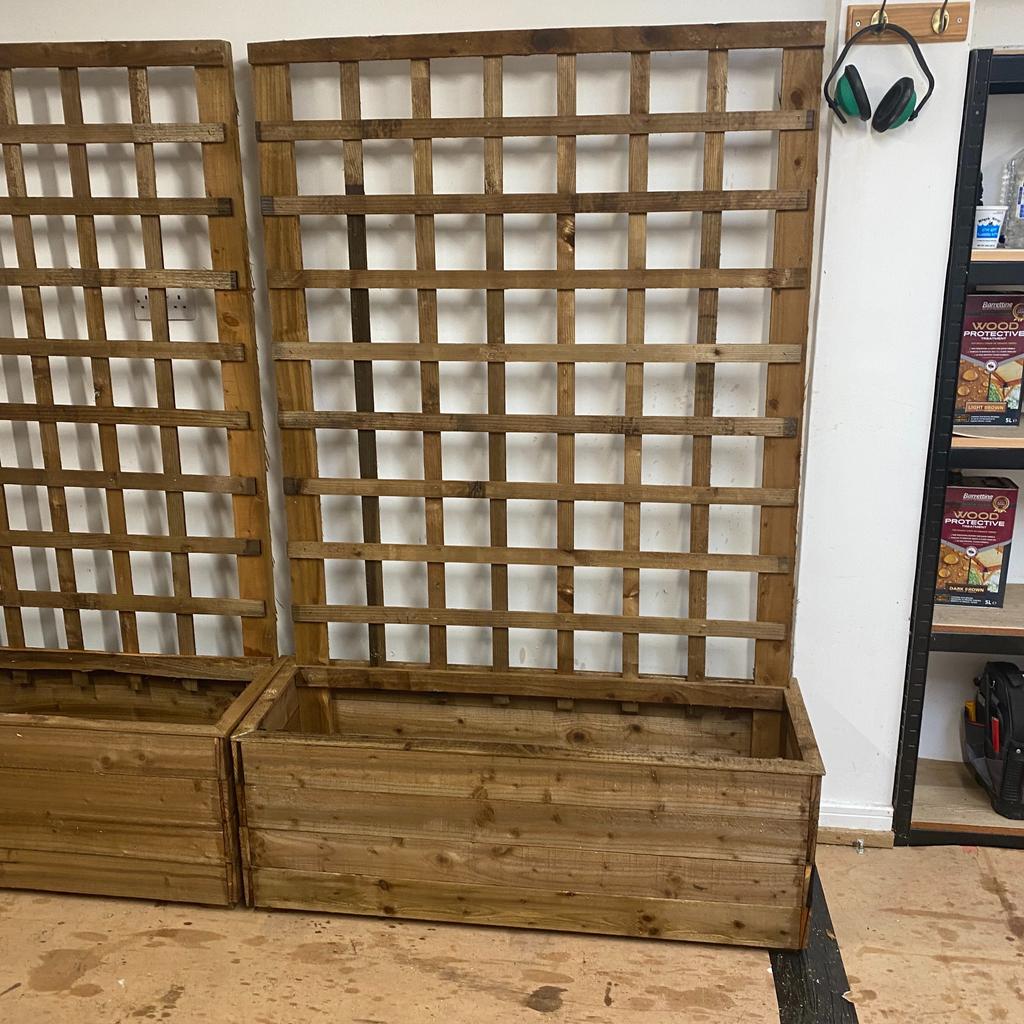 1 x Garden Planter with 6 foot trellis in CO1 Colchester für £ 40,00 ...