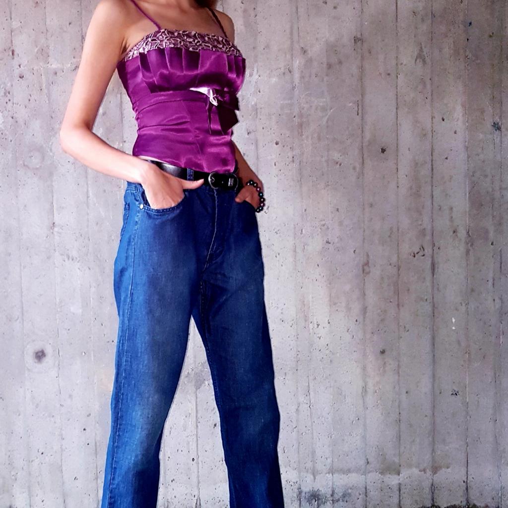 Jeans/ pantaloni donna marca Kenzo, tg. 46, colore blu scuro, in buoni condizioni. Made in Italy.
Guarda anche gli altri miei annunci e risparmia sulle spese di spedizione.
#donna #ragazza #cotone #pantalone #cotone #jeans #gamba ampia #dritti #denim #blu #Kenzo