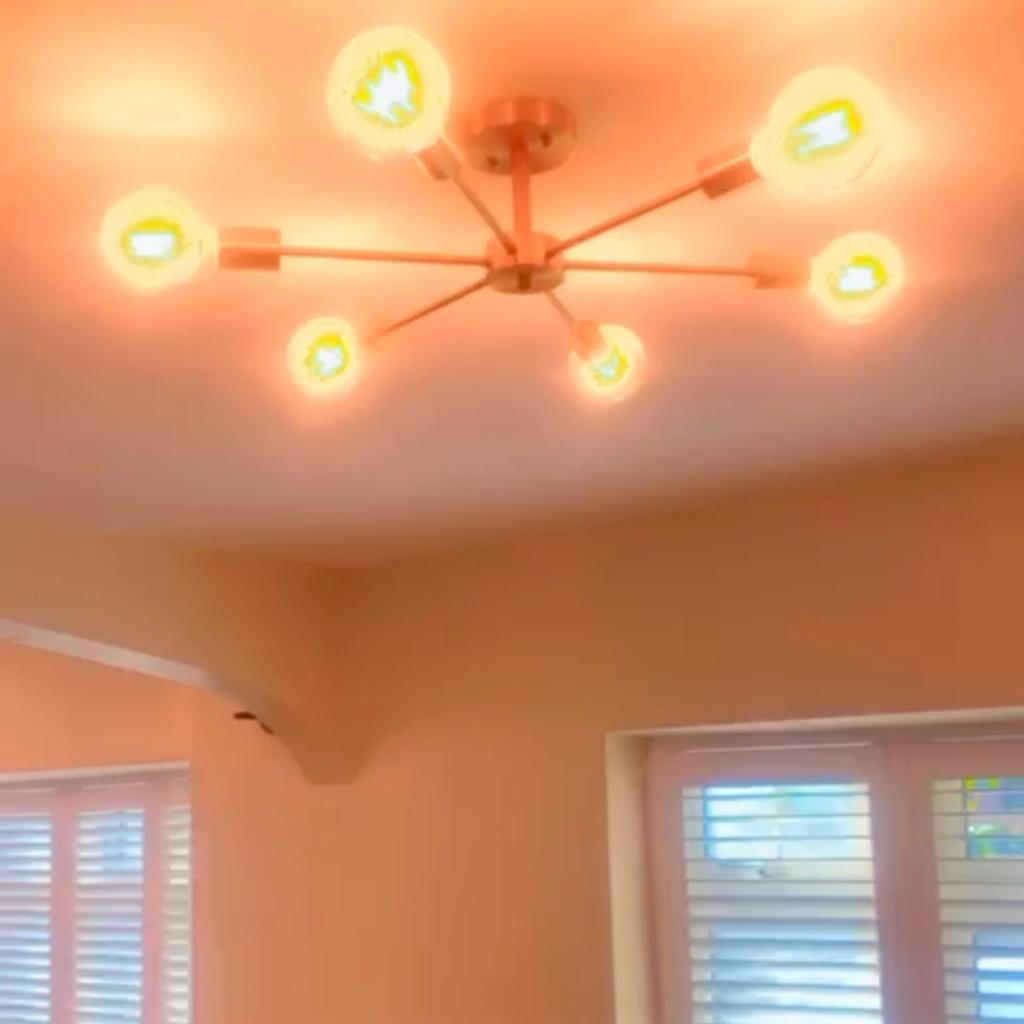 Electrician / Ceiling light / Socket / Wiring in IG1 London für £ 1,00