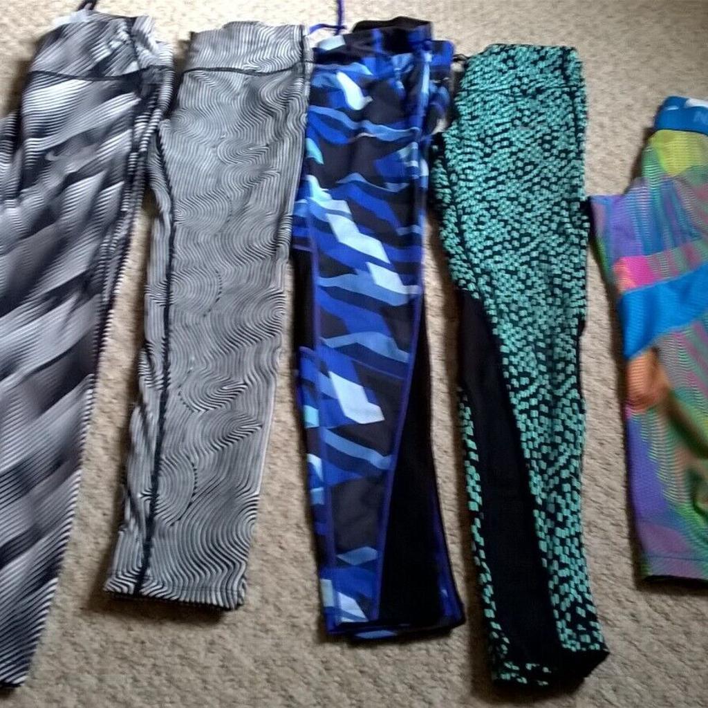 Nike leggings size XS black & off white swirl great condition

Nike leggings size XS pattern great condition

Nike leggings size XS blue black good condition

Nike leggings size XS black & green good condition. there is some slight fading

FREE
Nike cropped blue leggings XS these are being given free the holes are stretched

loads of gym stuff listed I will combined postage. if you're looking at a few bundles let me know before buying and i can add to same listing and deduct postage

PRICE INCLUDES UK POSTAGE DONT SEND OVERSEAS