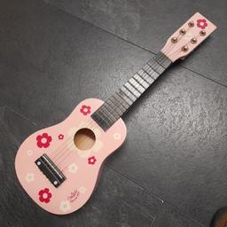 Small Size Pink Guitar / Guitalele by "Vilac"
L 21" / 54cm
(Vilac have been makers of quality wooden toys since 1911 - their guitars are of instrument quality; not just toys!)
*rrp new £29.99

*Postage possible at buyer's expense with payment by PayPal please so buyer protection will apply